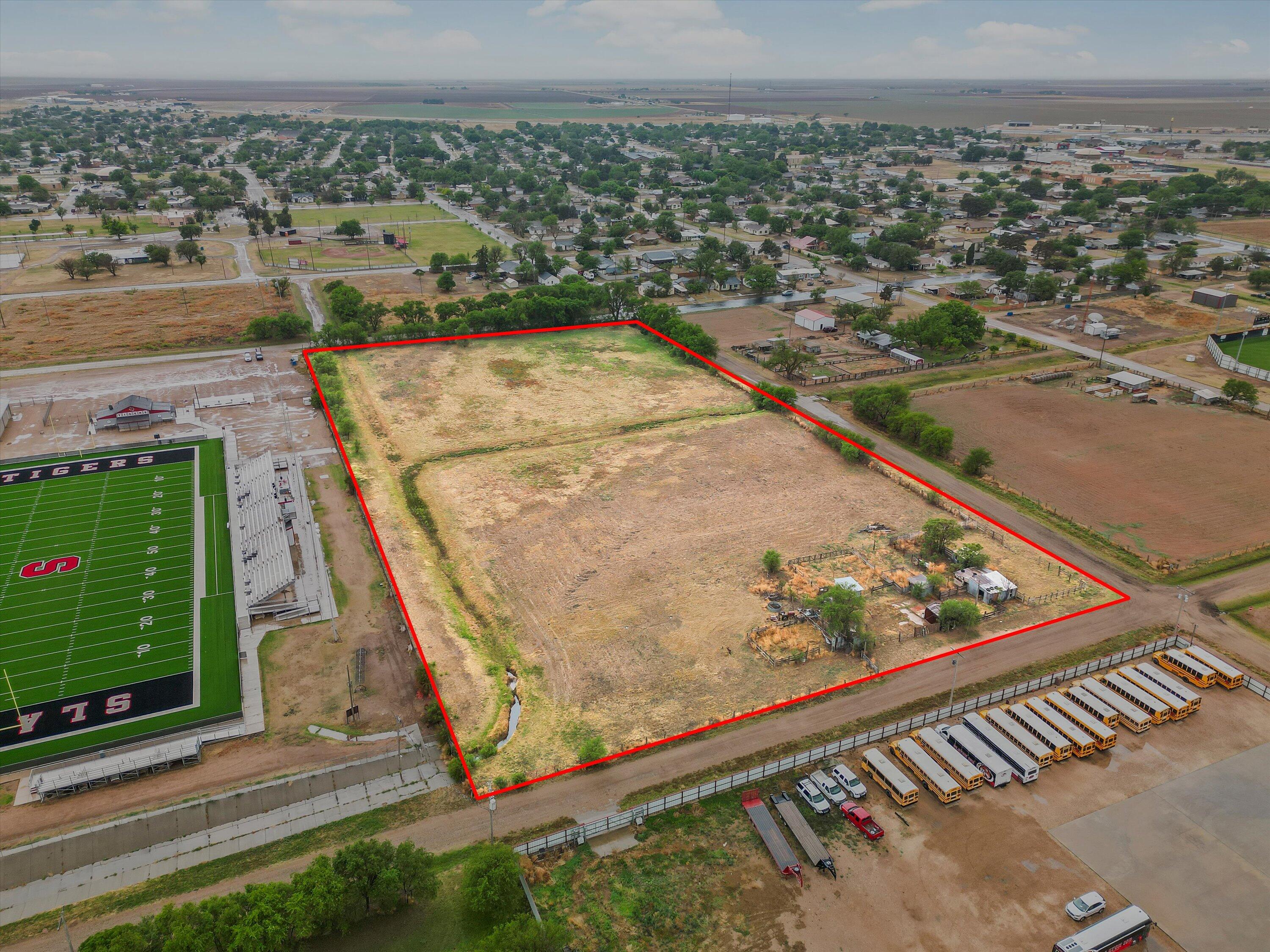 800 W Dickens Street