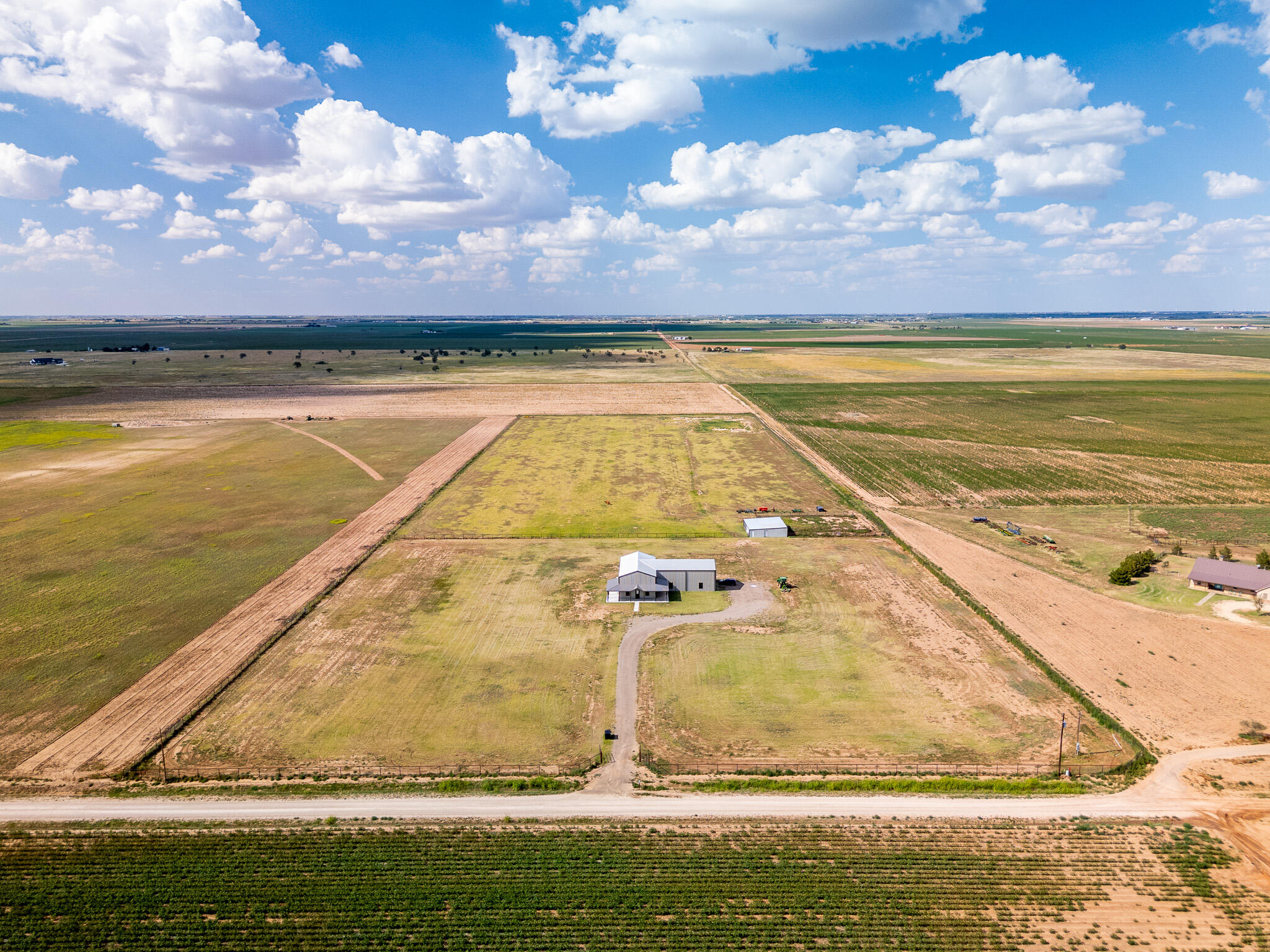 592 County Rd 1