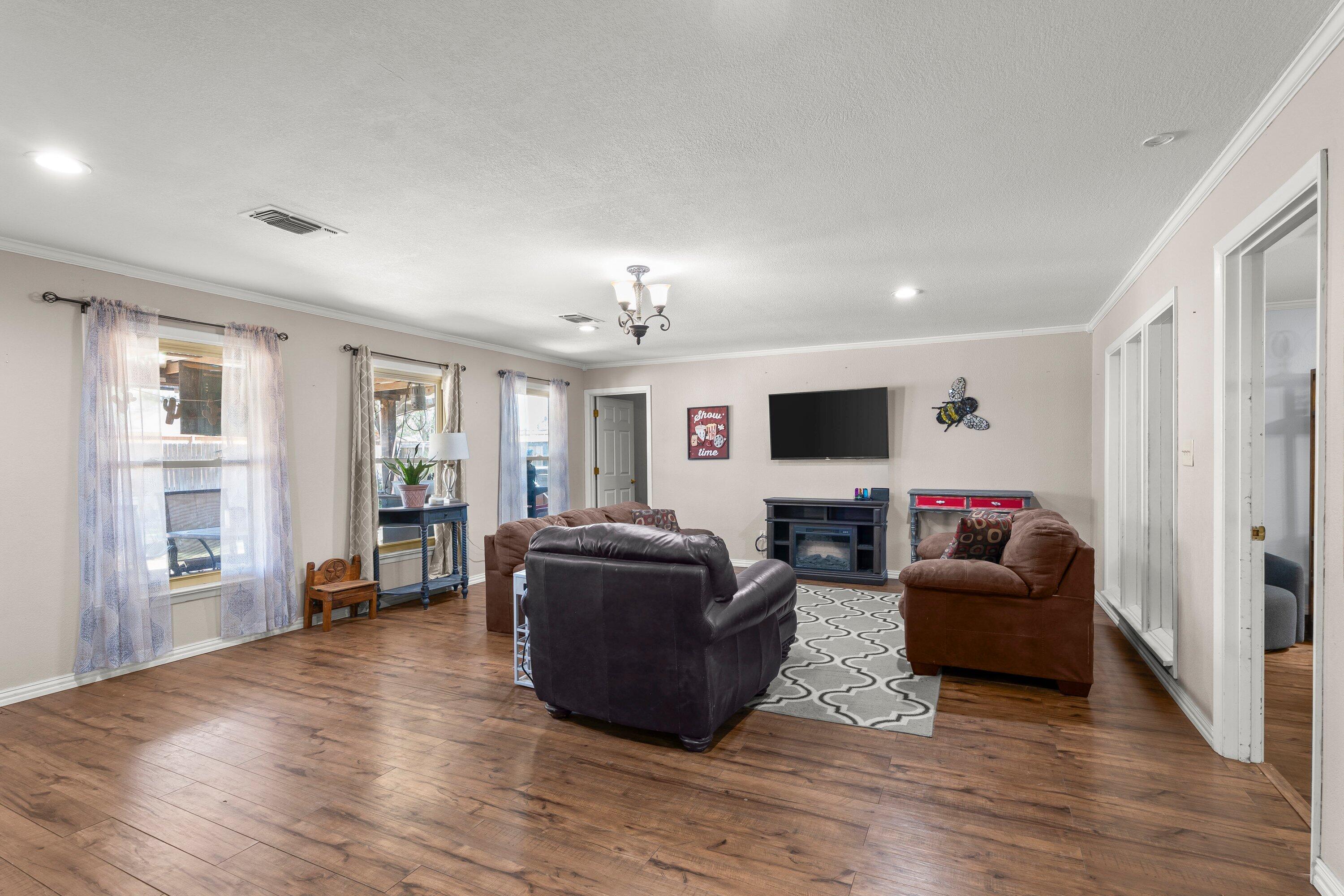 103 Willow Circle
