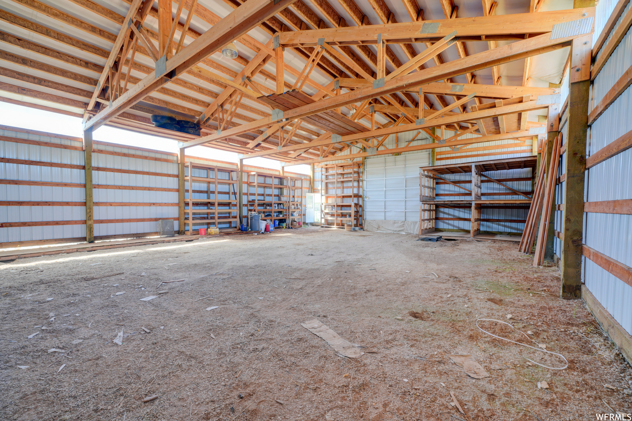1350 E HENEFER RD