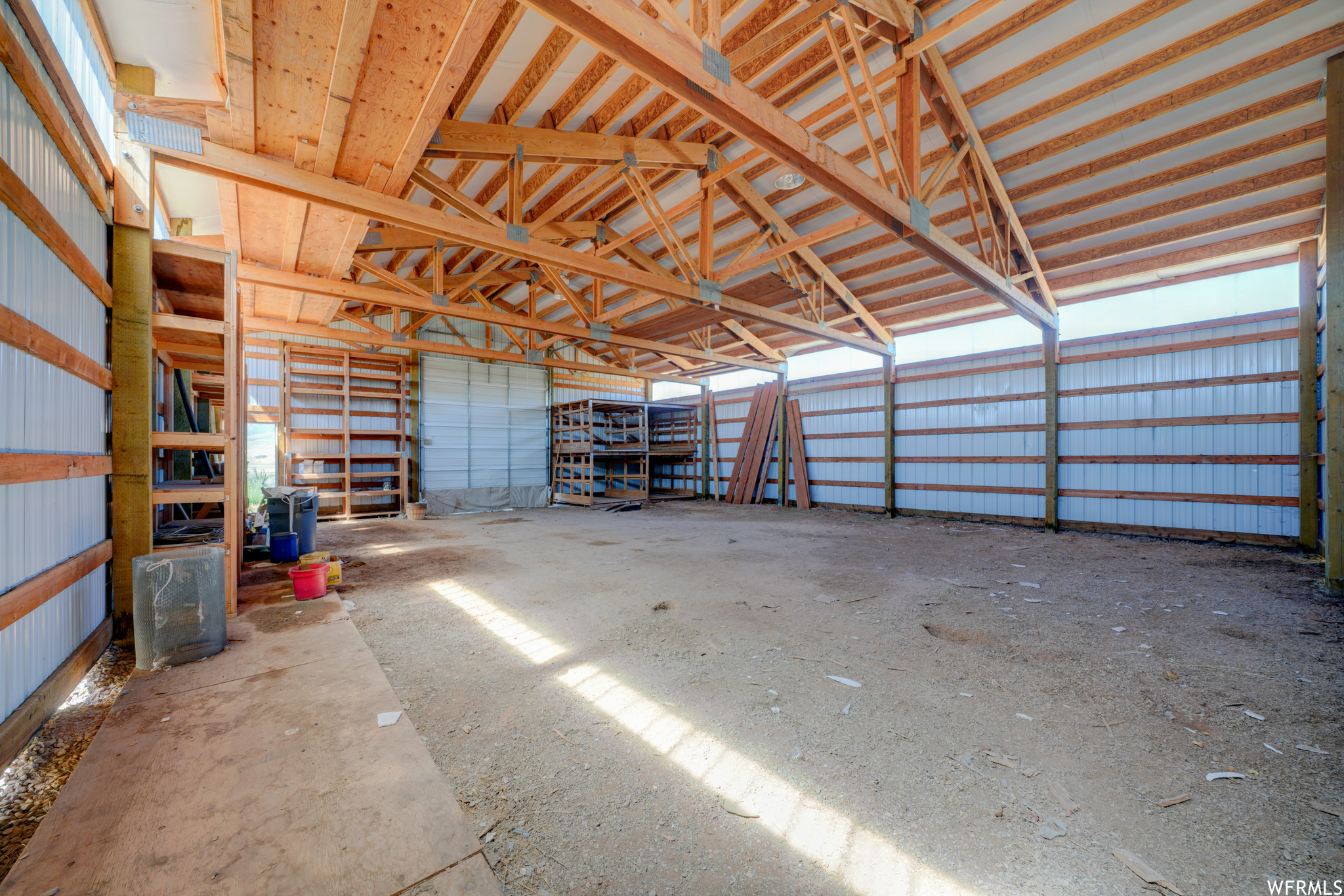 1350 E HENEFER RD