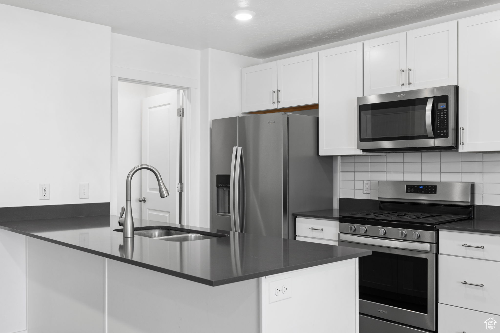 14 N LAUNCH CT