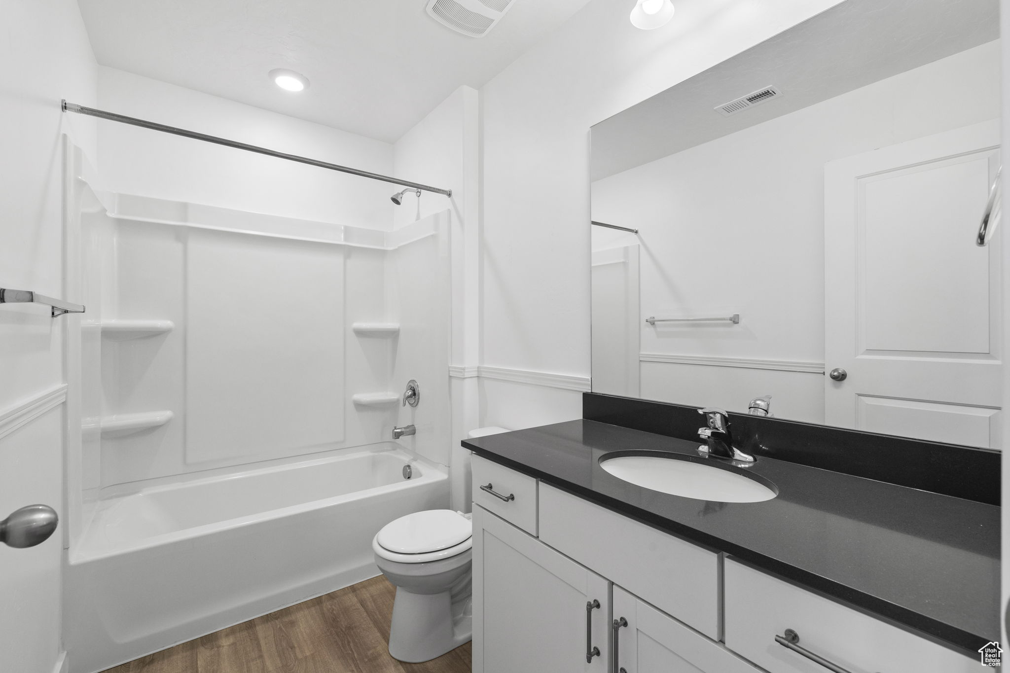 14 N LAUNCH CT