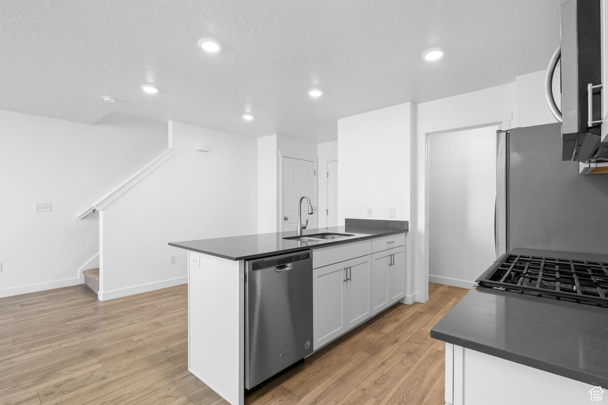14 N LAUNCH CT