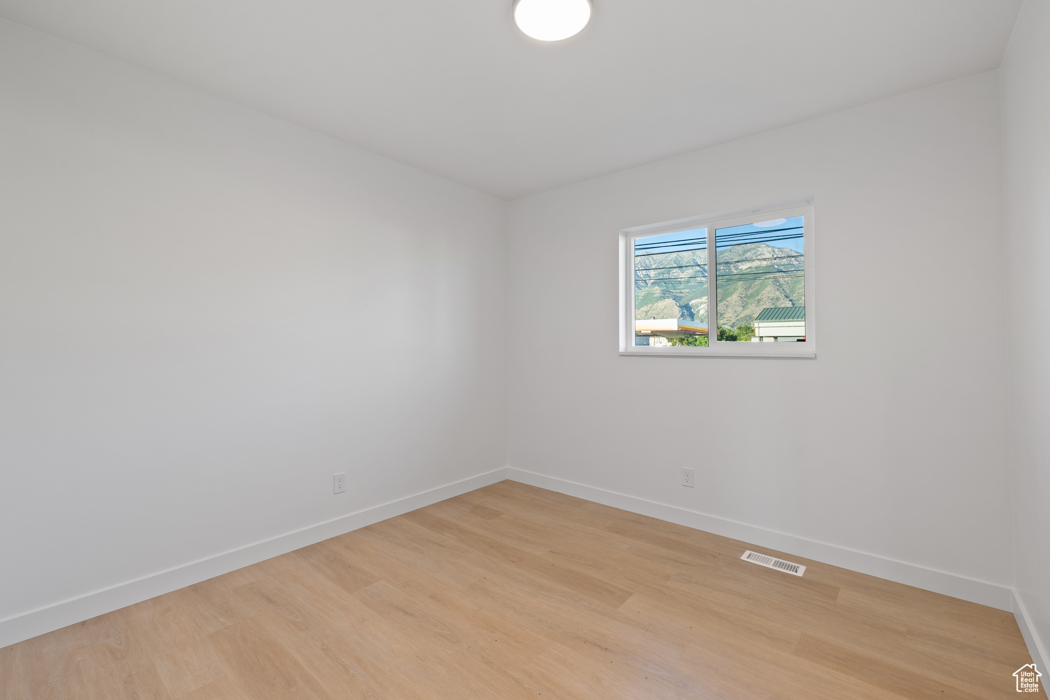 1531 S 450 ST