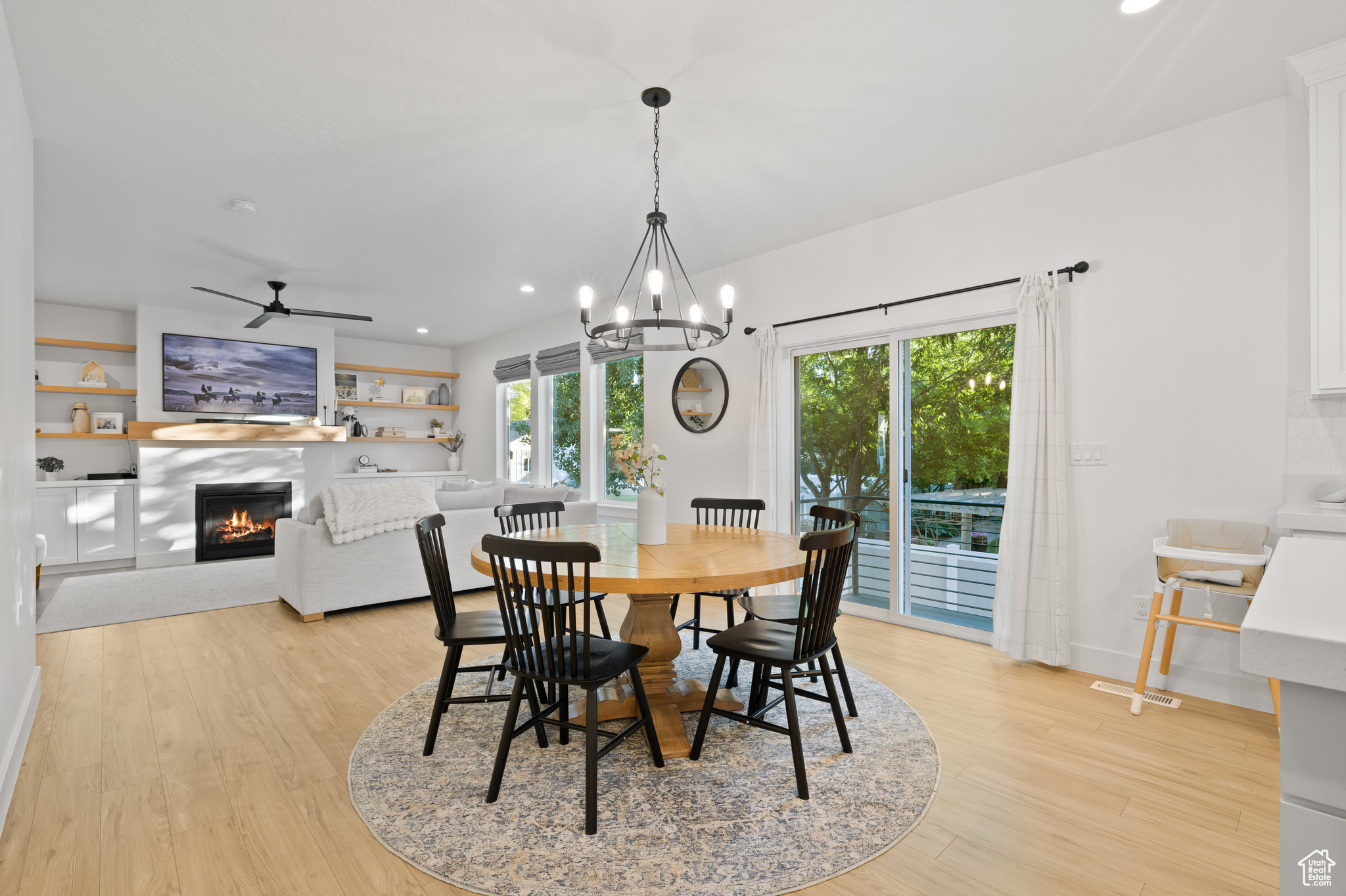 8366 S LEVINE LN