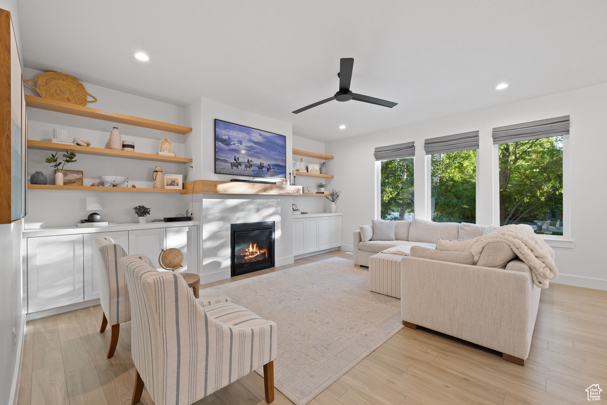 8366 S LEVINE LN