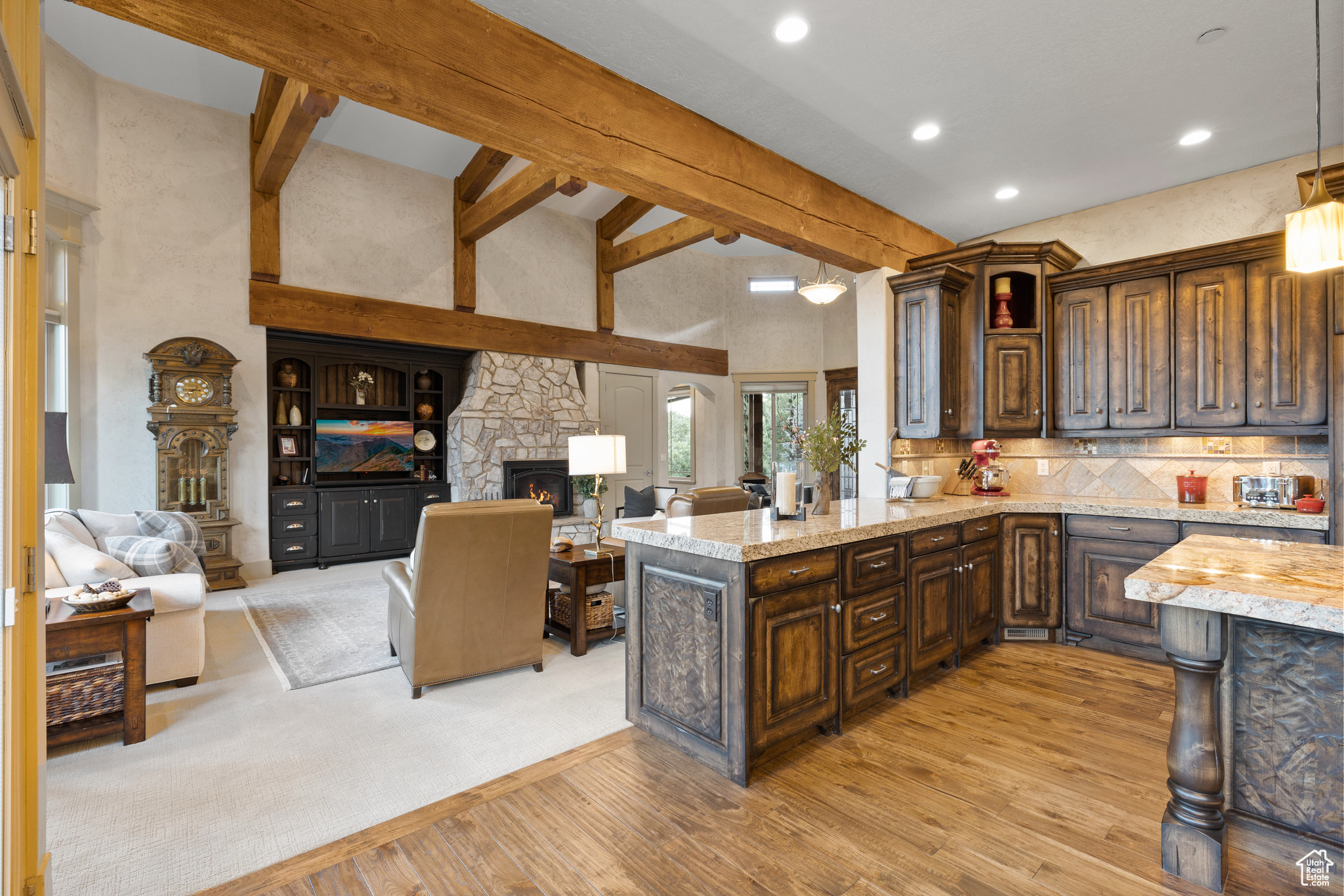 57 MEADOW DR