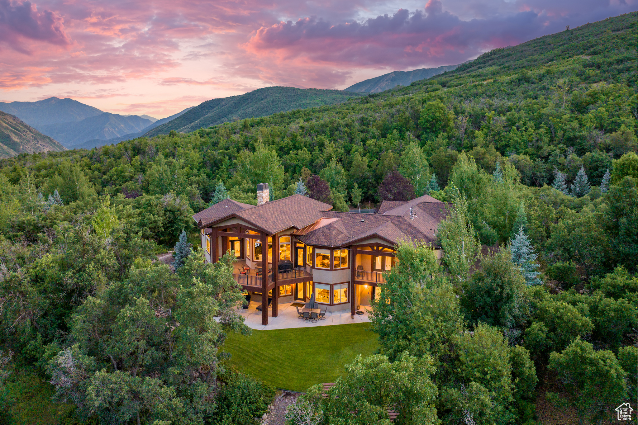 57 MEADOW DR