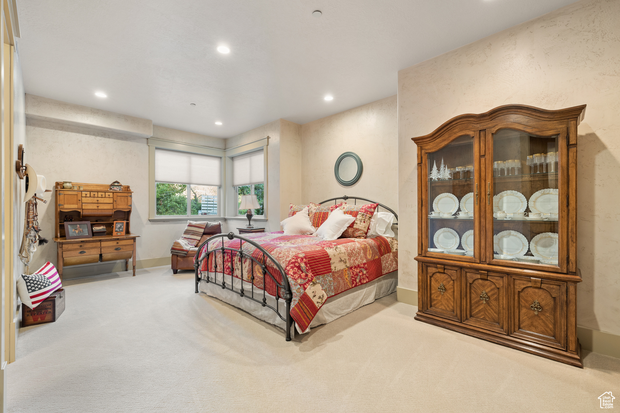 57 MEADOW DR