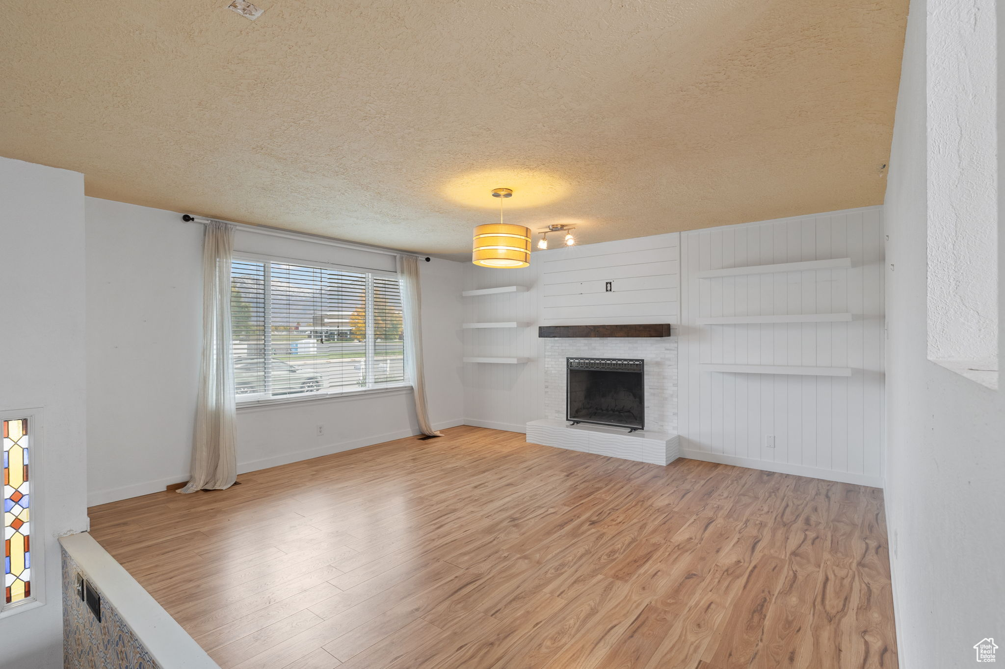 109 W 1120 RD