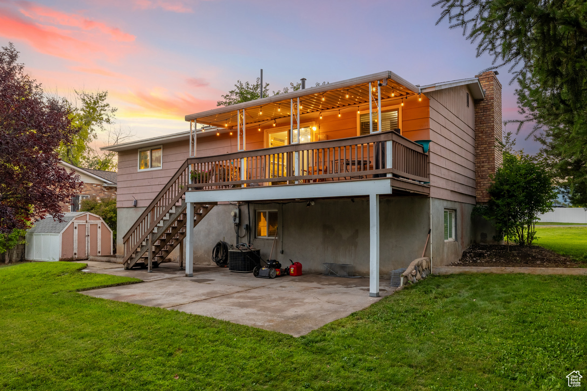 109 W 1120 RD