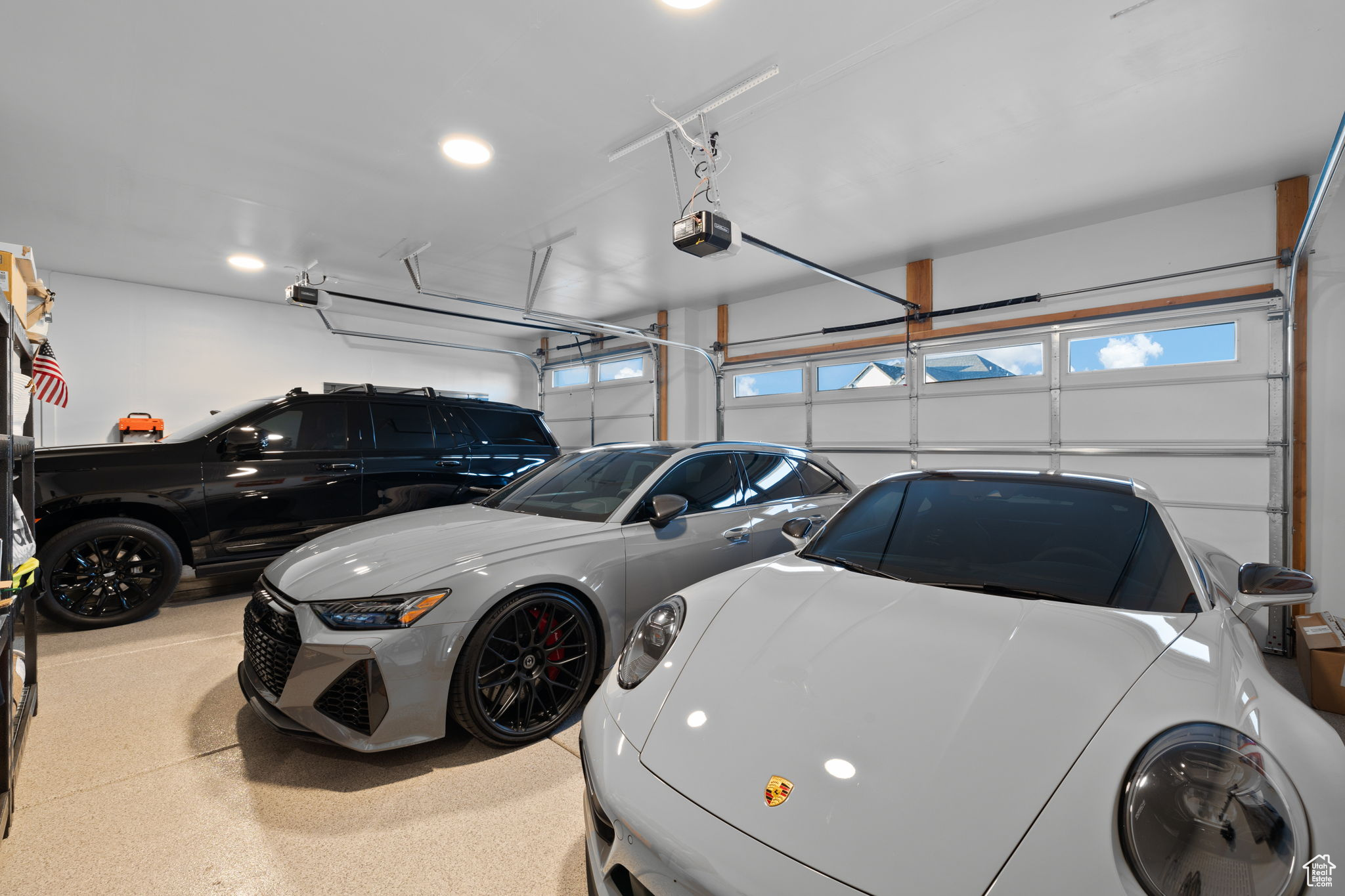 623 W 860 N