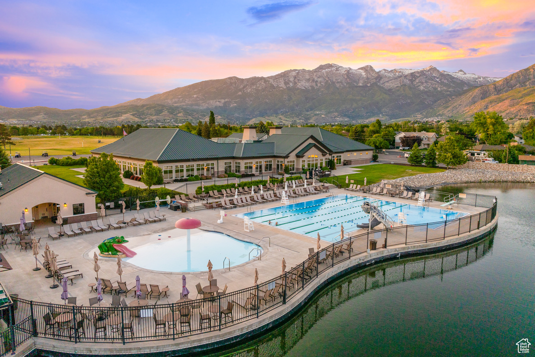 10861 N PANORAMA DR #11