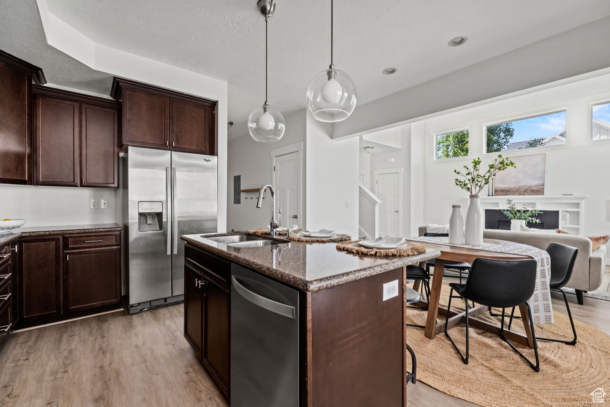 1793 W PARK WILLOW WAY