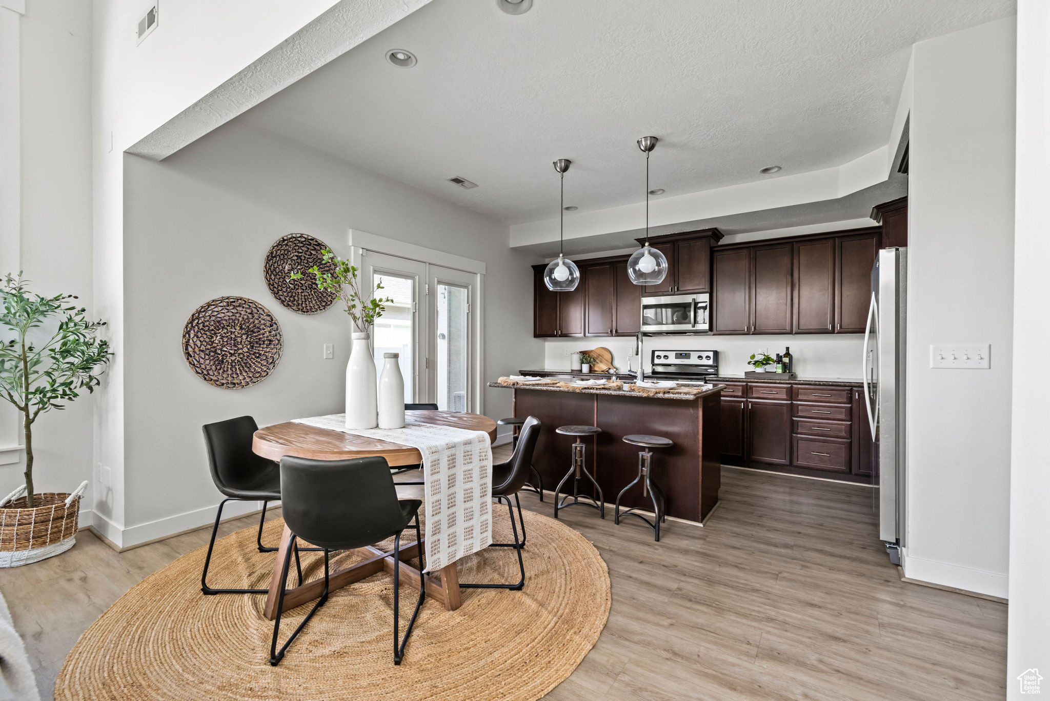 1793 W PARK WILLOW WAY