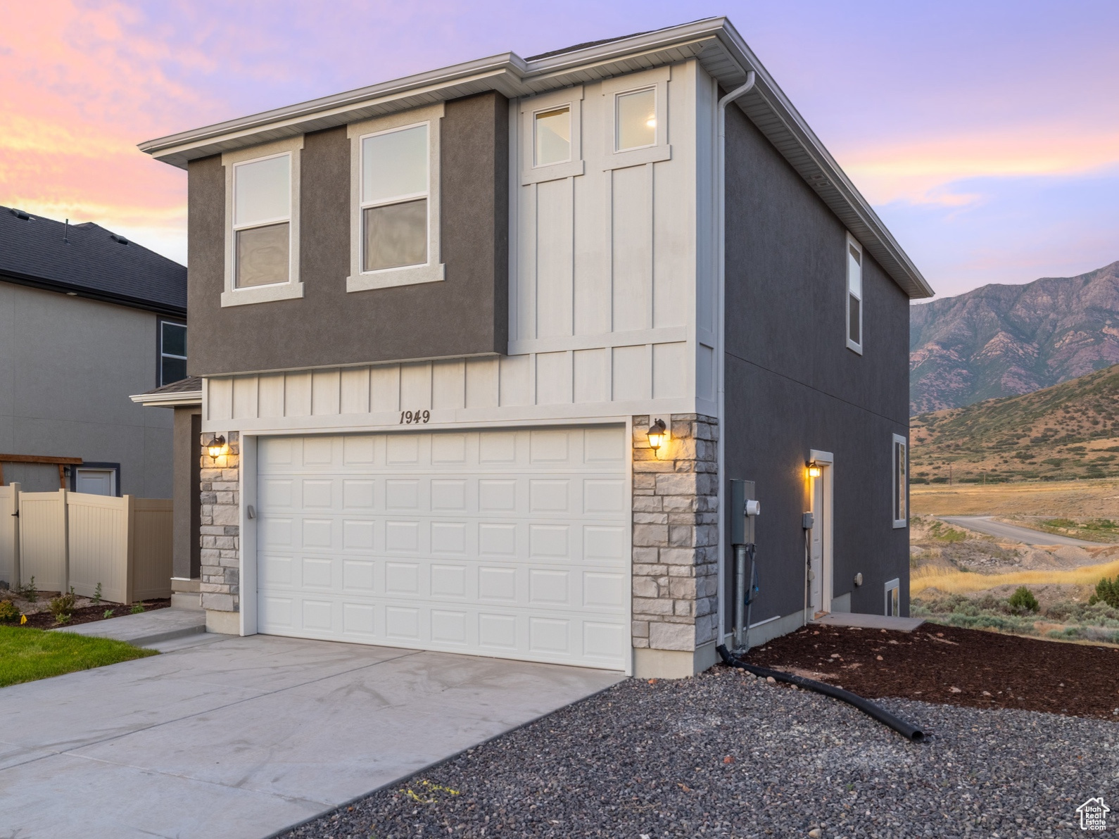 1989 S FREESTONE BLVD #422