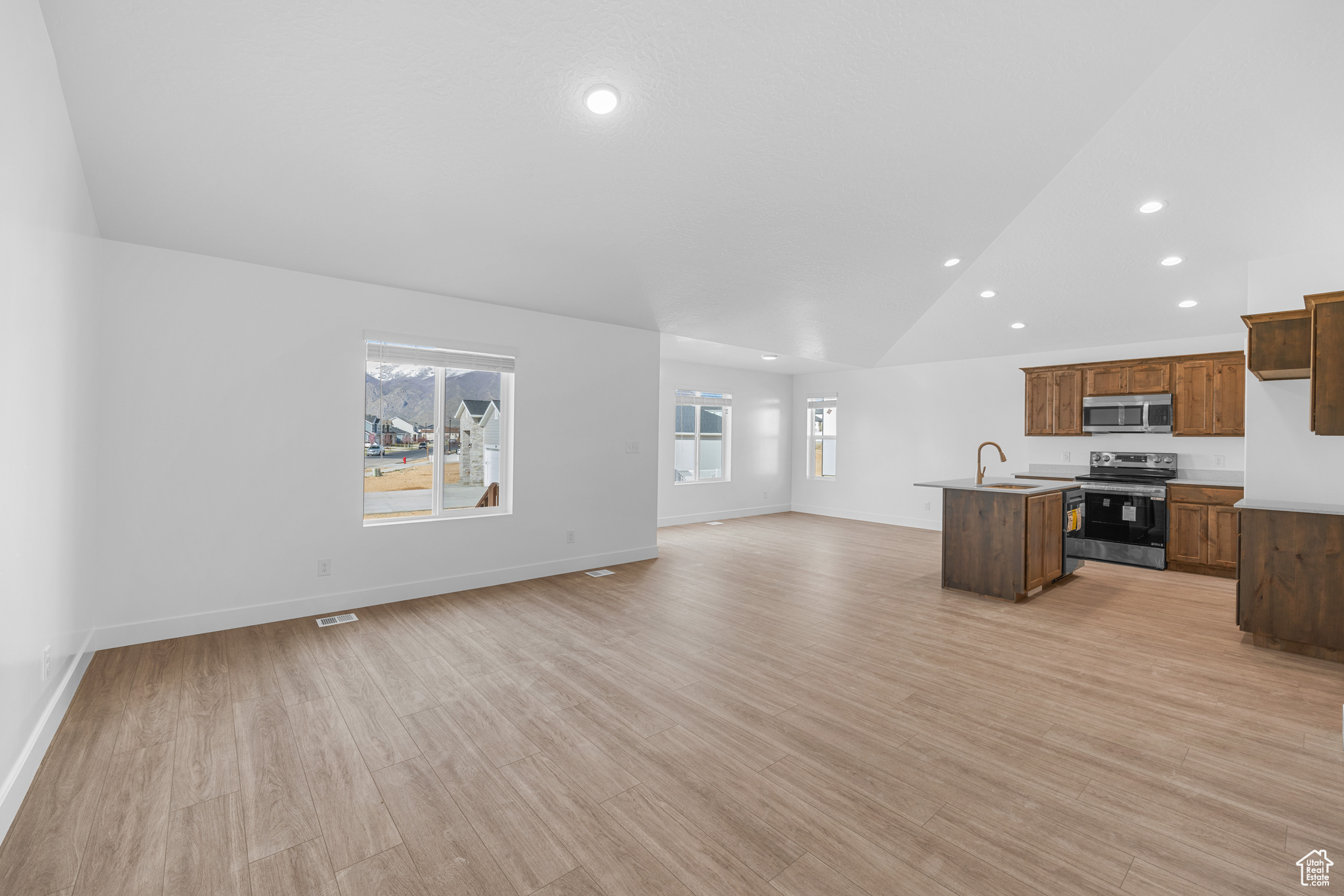 1473 S DEERBOOK RD #253