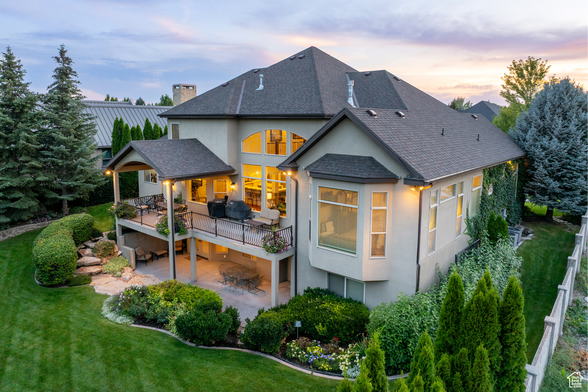 3524 GLENWOOD CIR