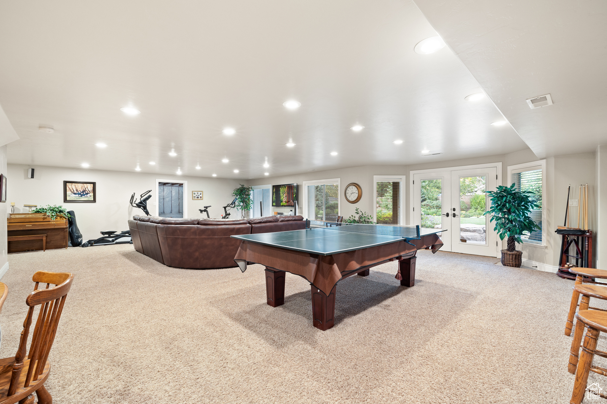 3524 GLENWOOD CIR