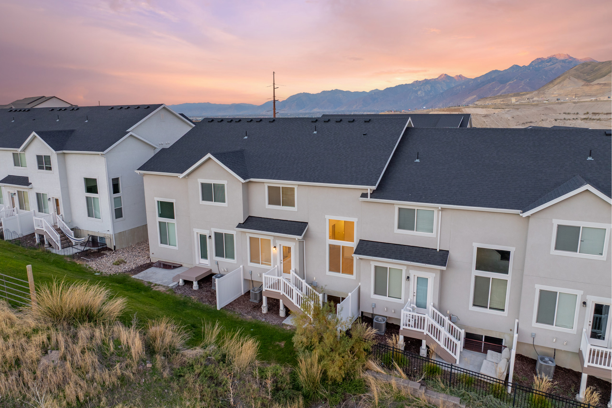 16436 S BULL SPRING LN