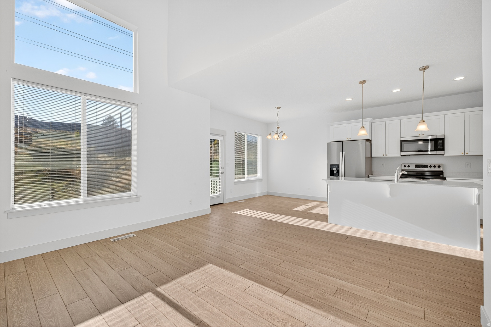 16436 S BULL SPRING LN