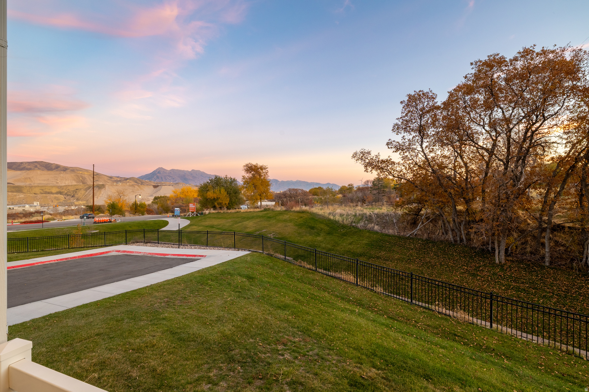 16444 S BULL SPRINGS LN