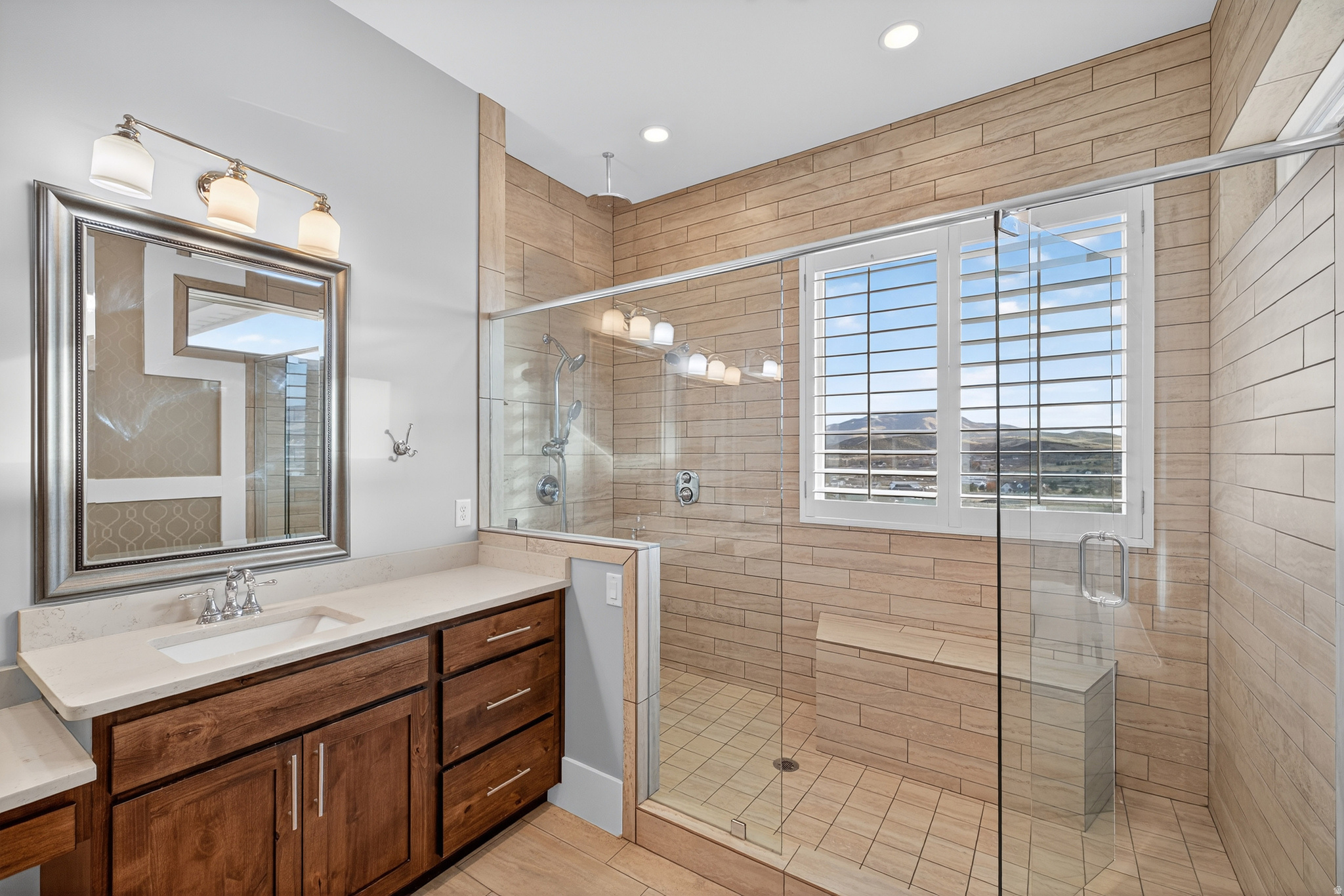 2628 E PRAIRIE VIEW DR