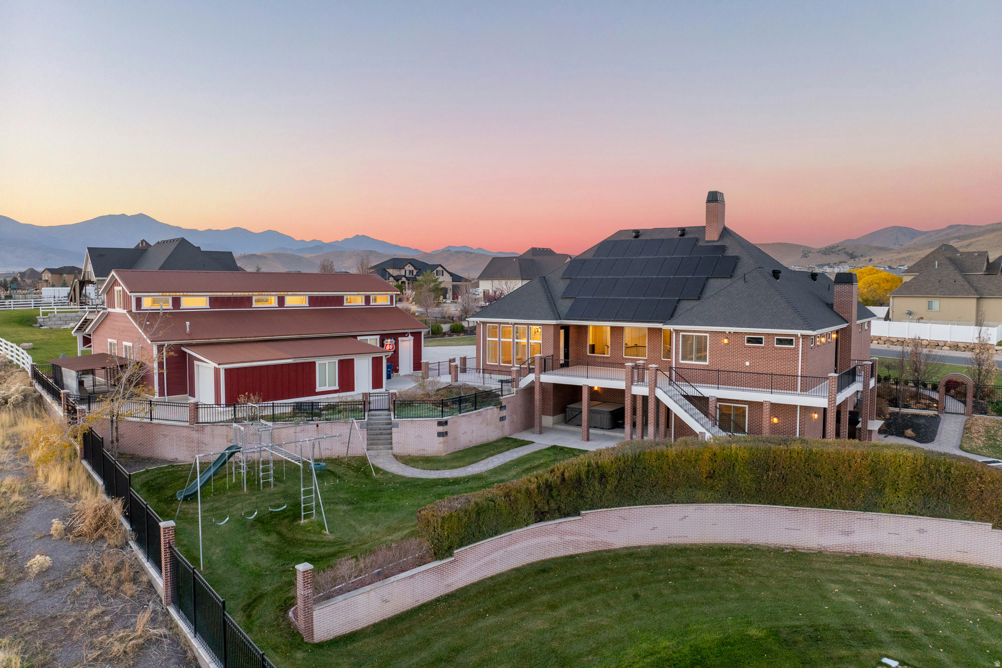 2628 E PRAIRIE VIEW DR