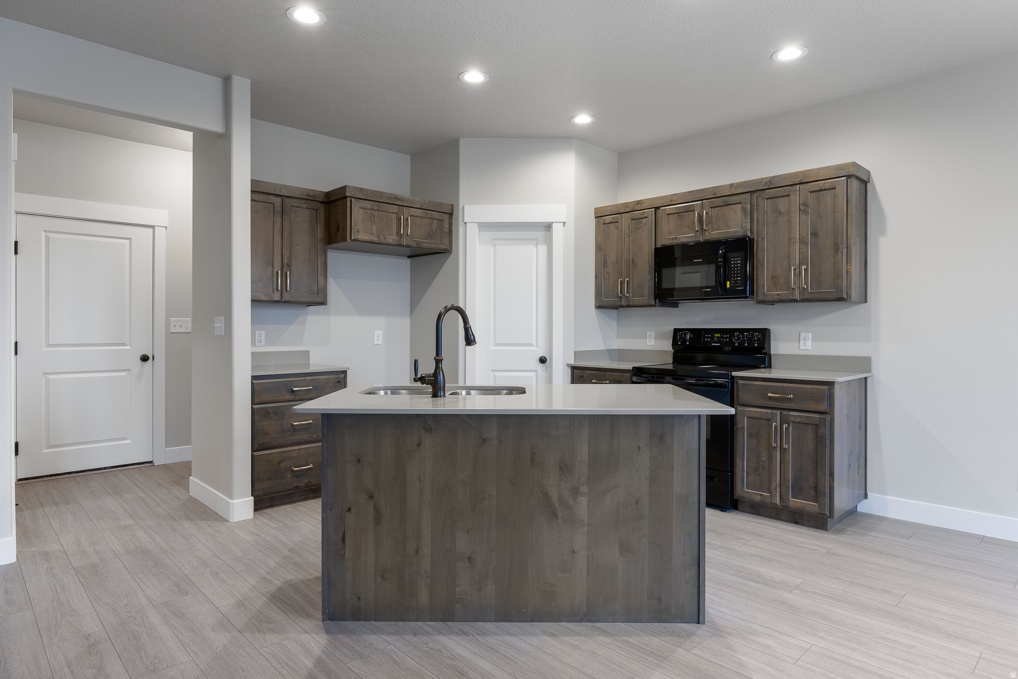 1630 S SAGEBERRY DR #369