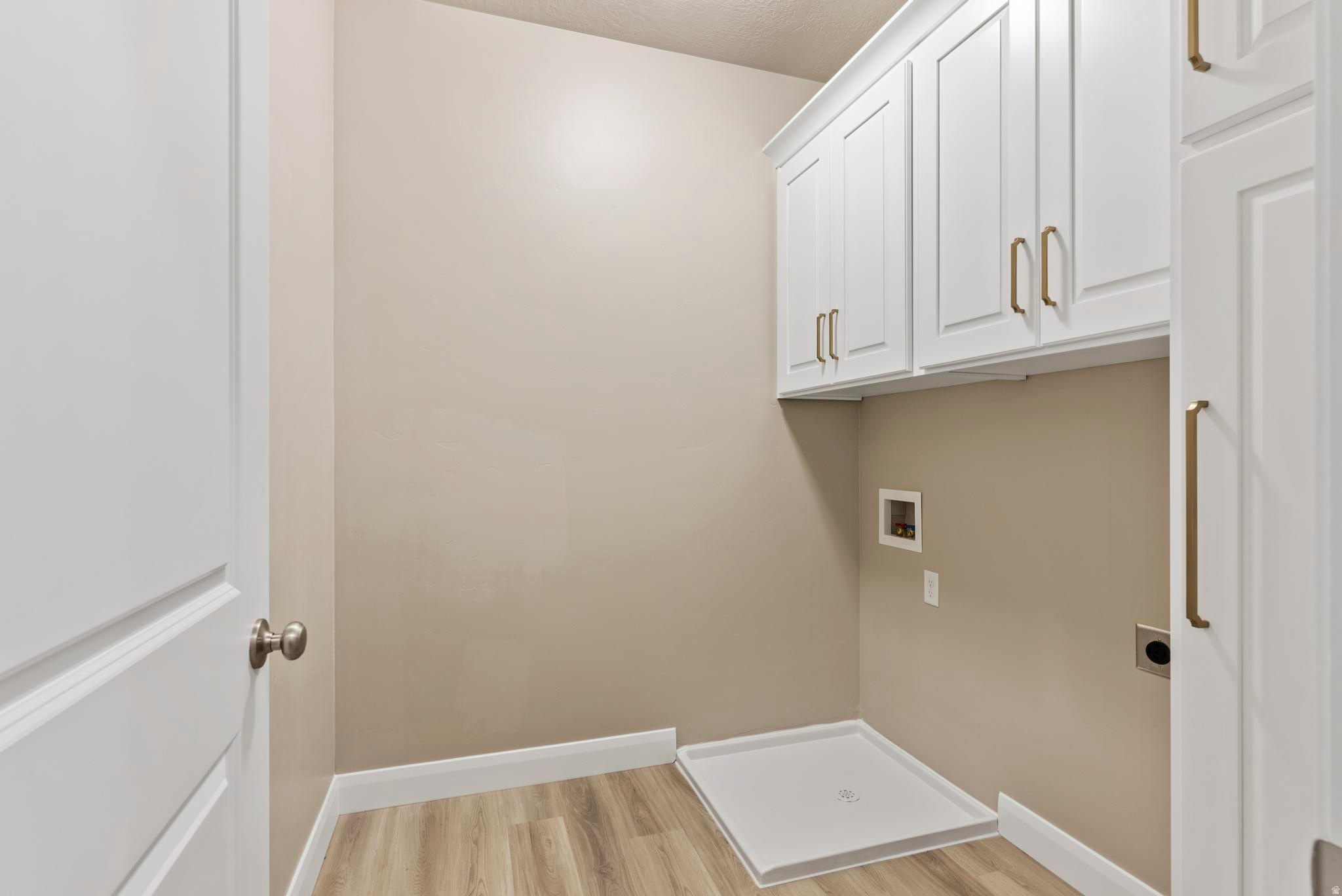 1942 W FOXWOOD RD #SH384