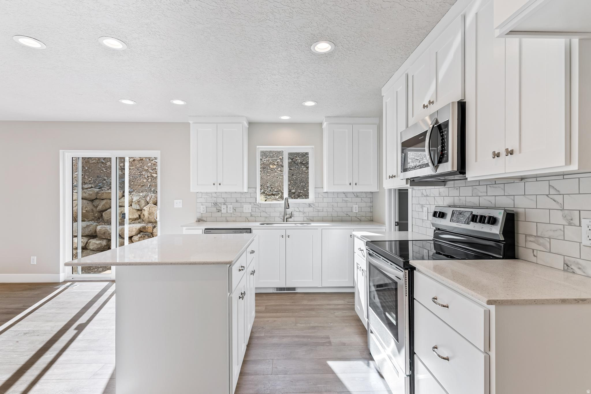 1733 S WINDSONG DR #SH380