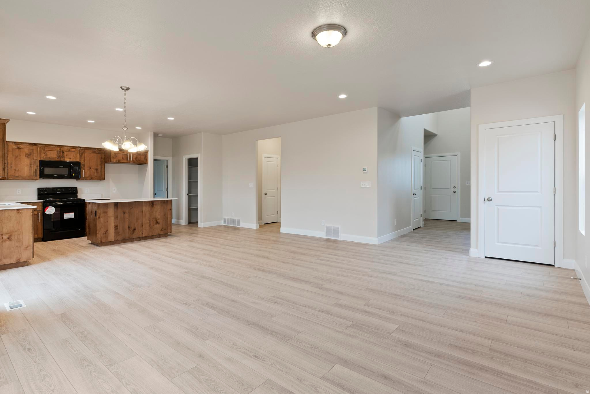 1757 S WINDSONG DR #SH382