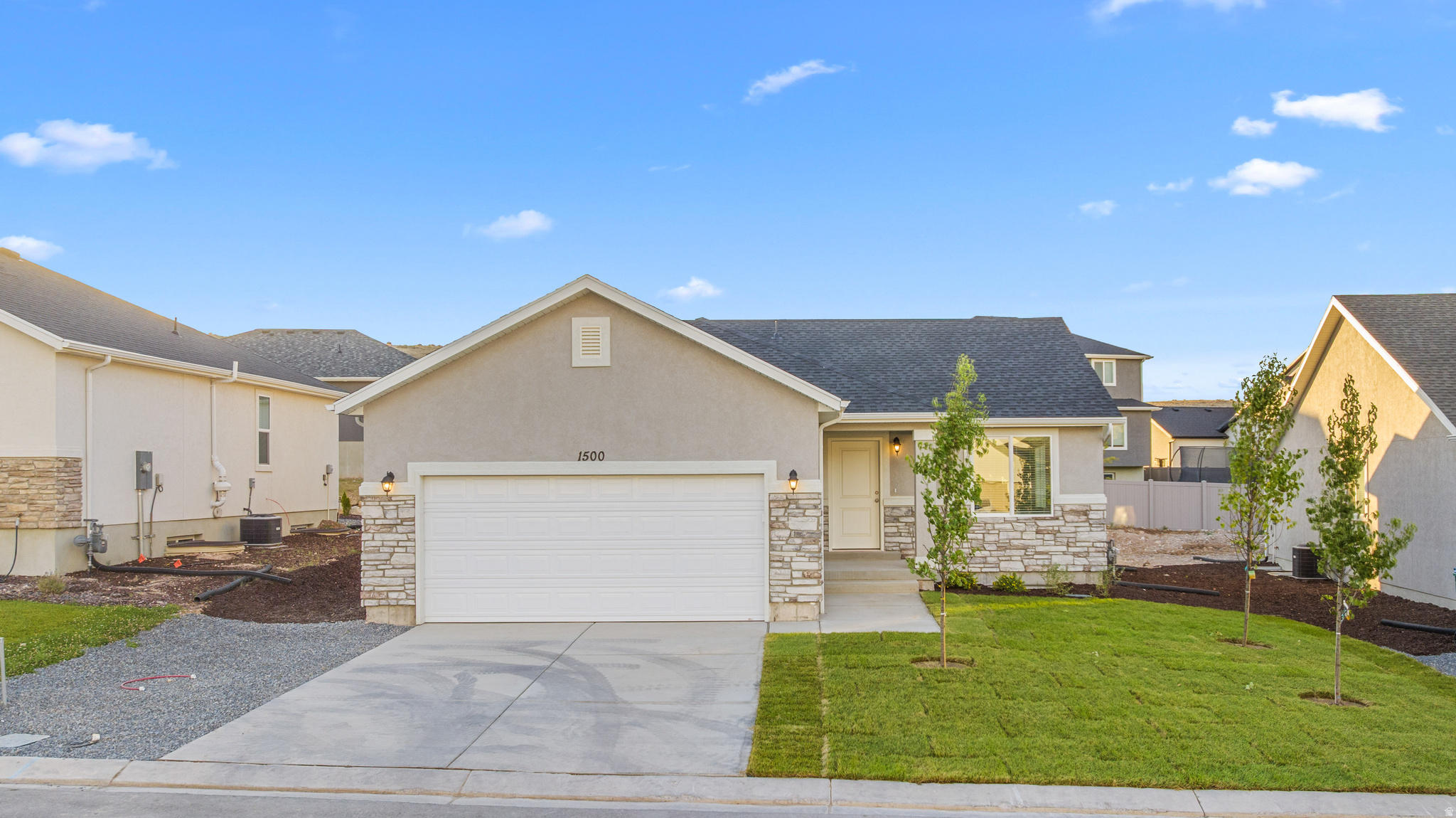 1504 S WINDSONG DR #257