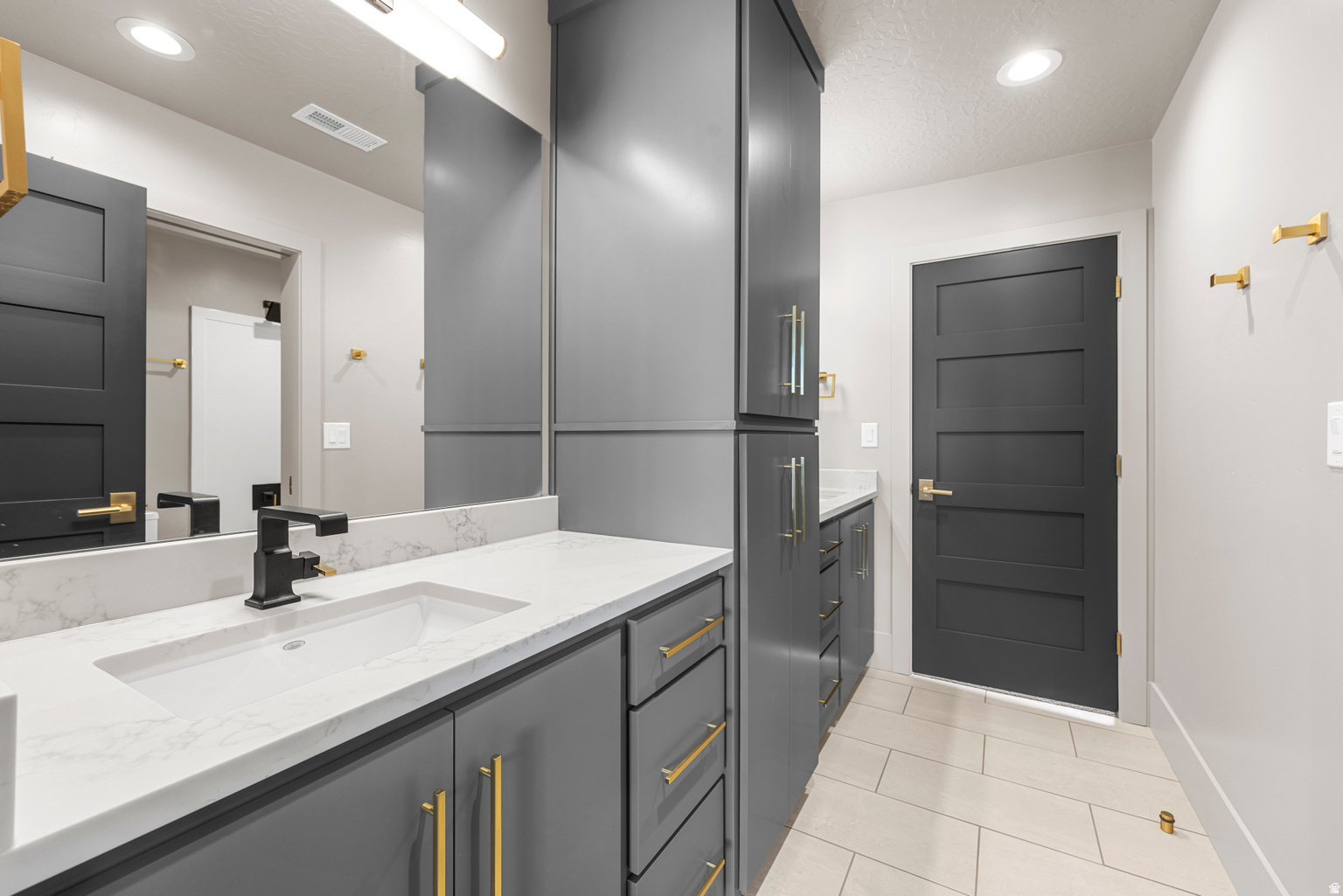 3215 E 2720 S #14OC