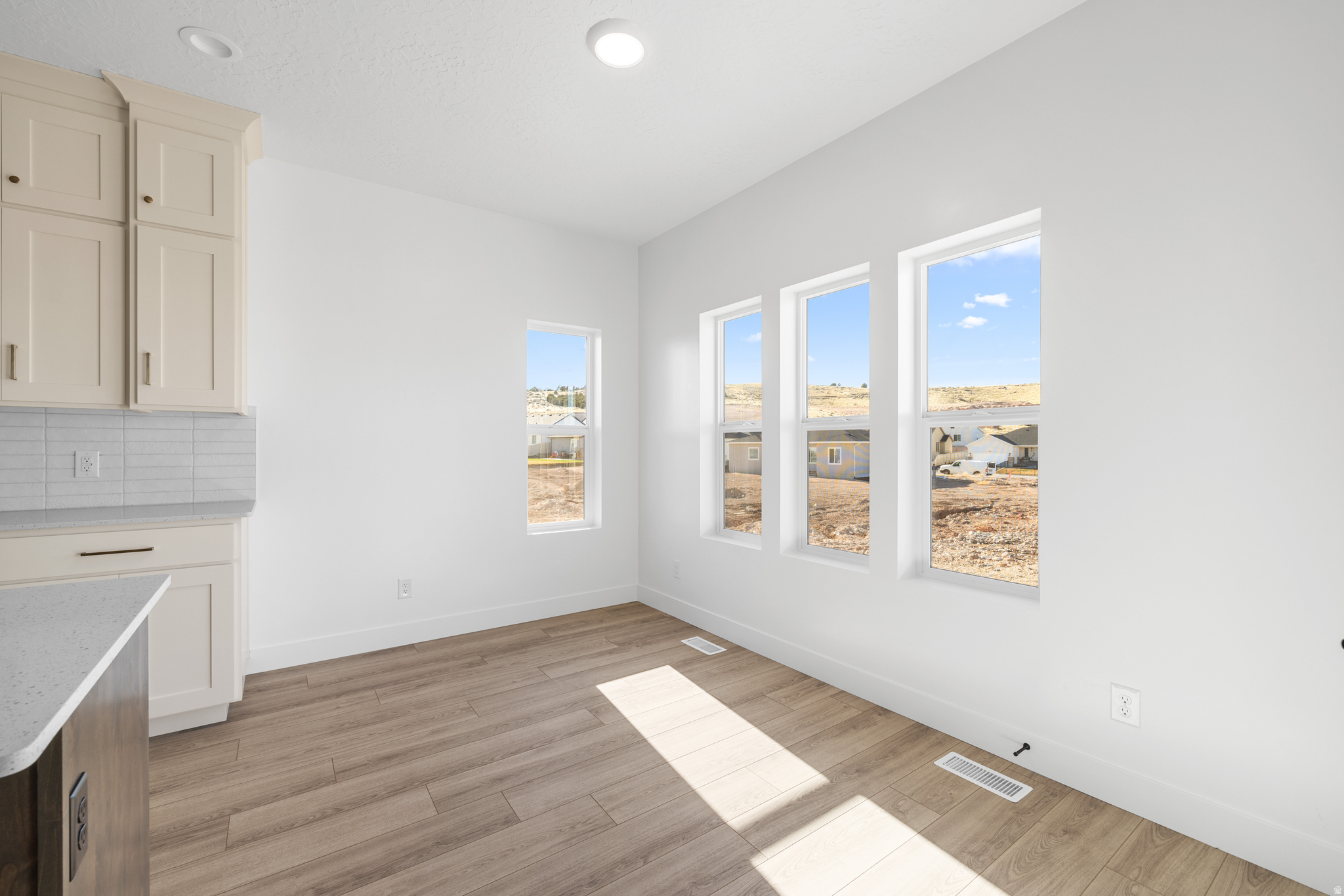 1726 S WINDSONG DR #359