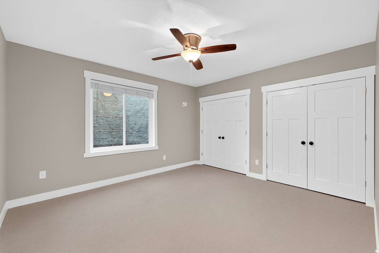 2628 E PRAIRIE DR
