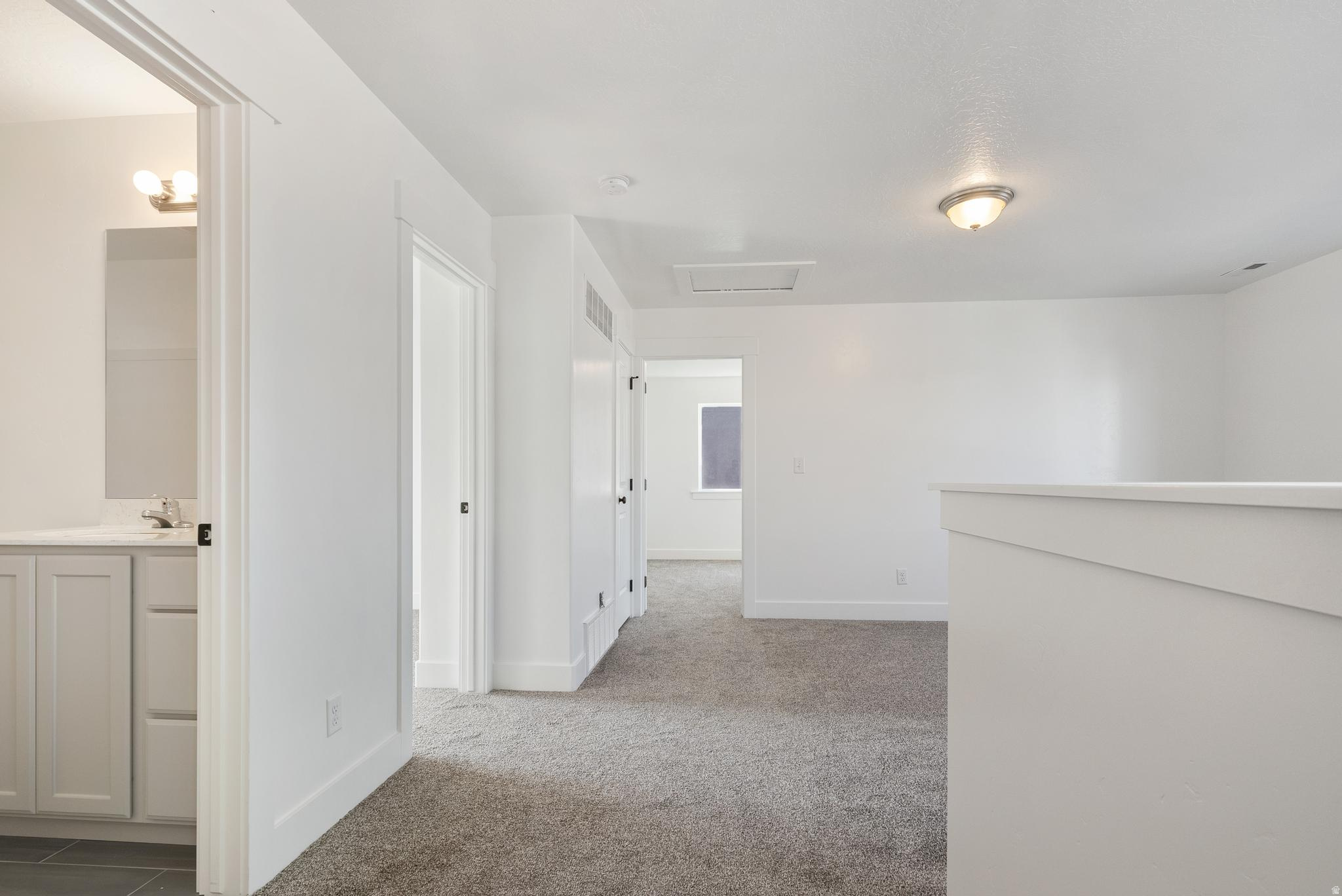 2283 E 390 N #33
