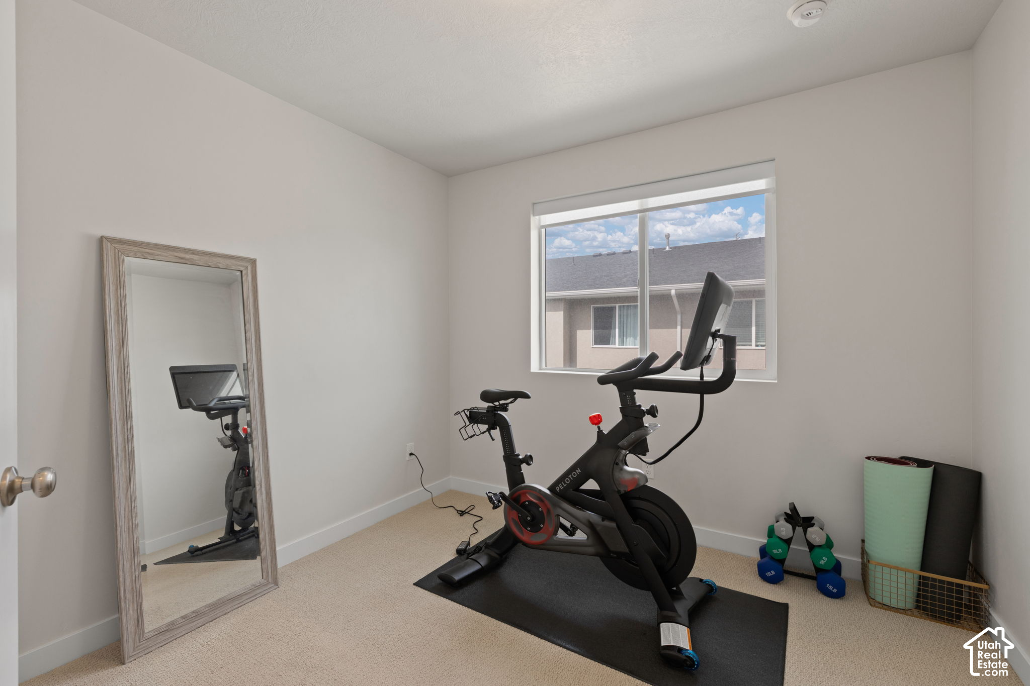15073 S REINS WAY