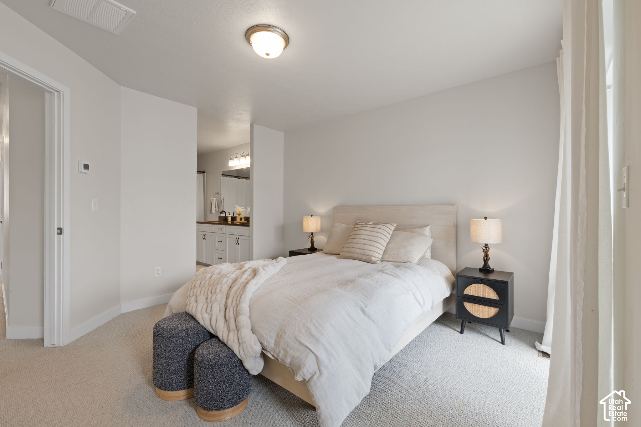 15073 S REINS WAY