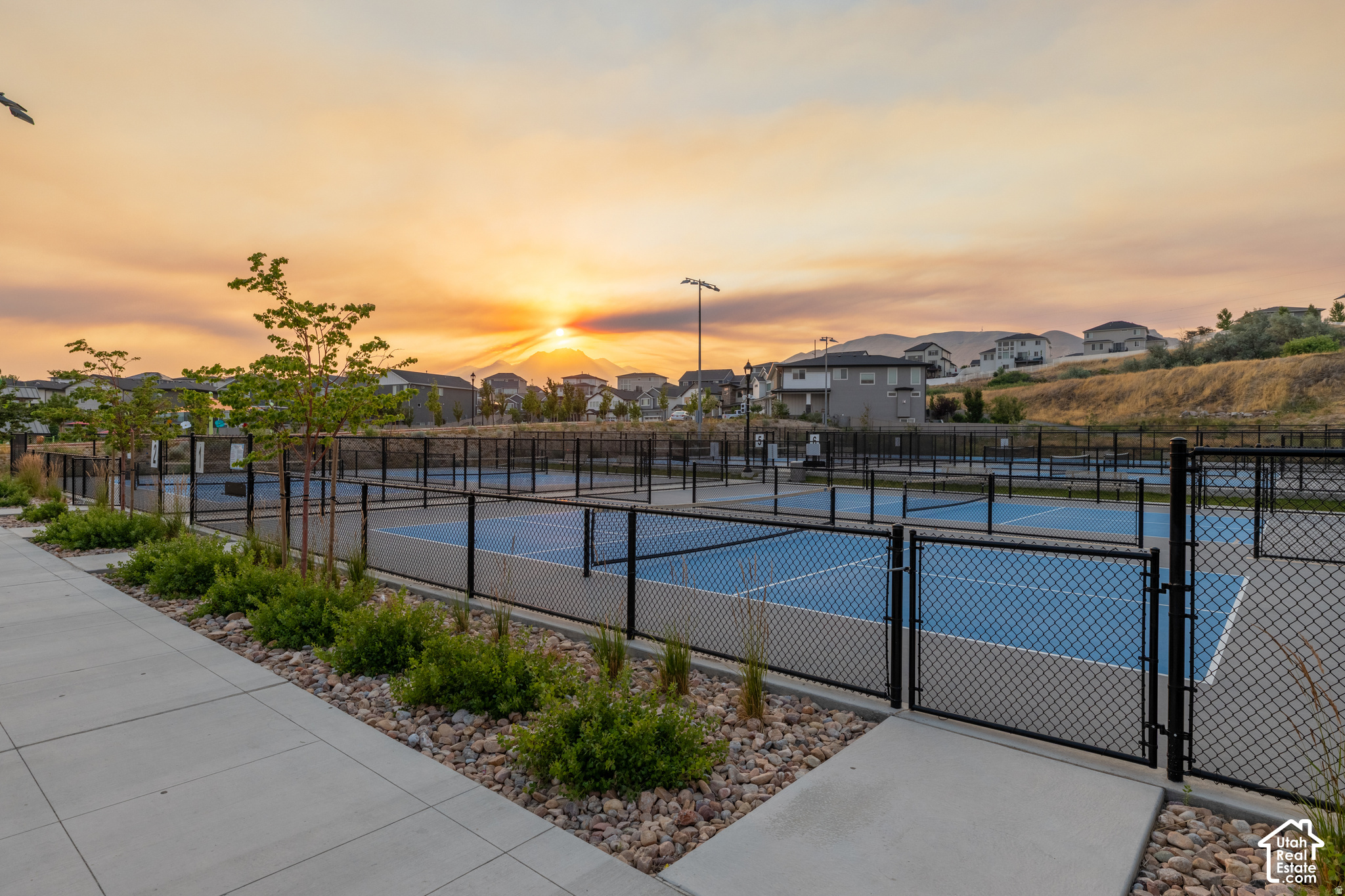 15073 S REINS WAY