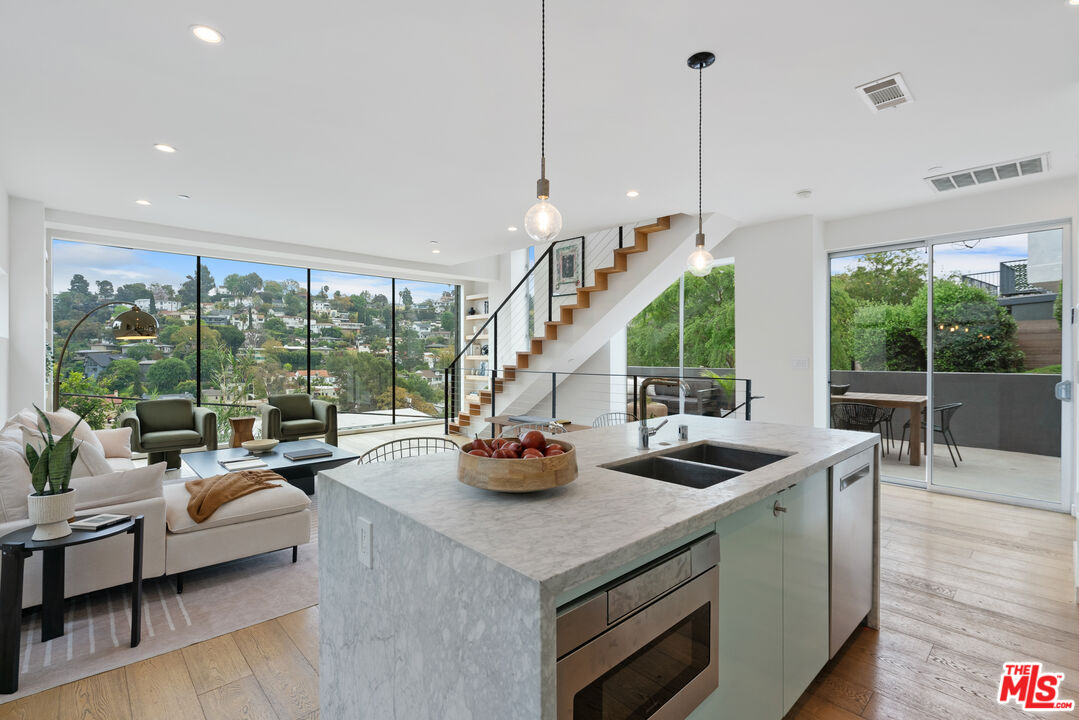 2168 Lyric Ave
