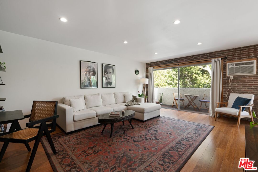 9061 Keith Ave Unit: 309