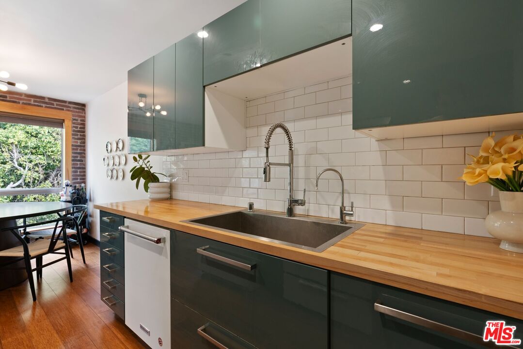 9061 Keith Ave Unit: 309