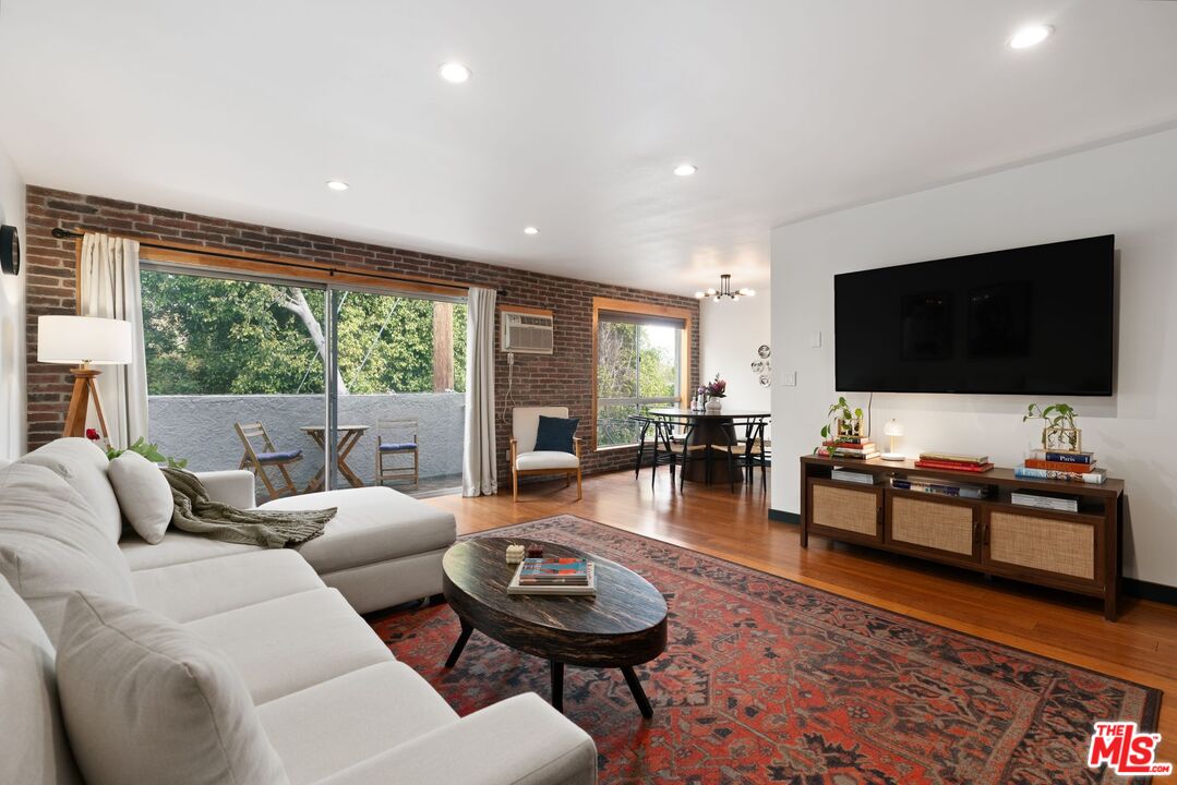 9061 Keith Ave Unit: 309