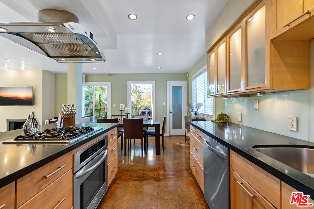 9061 Keith Ave Unit: 101