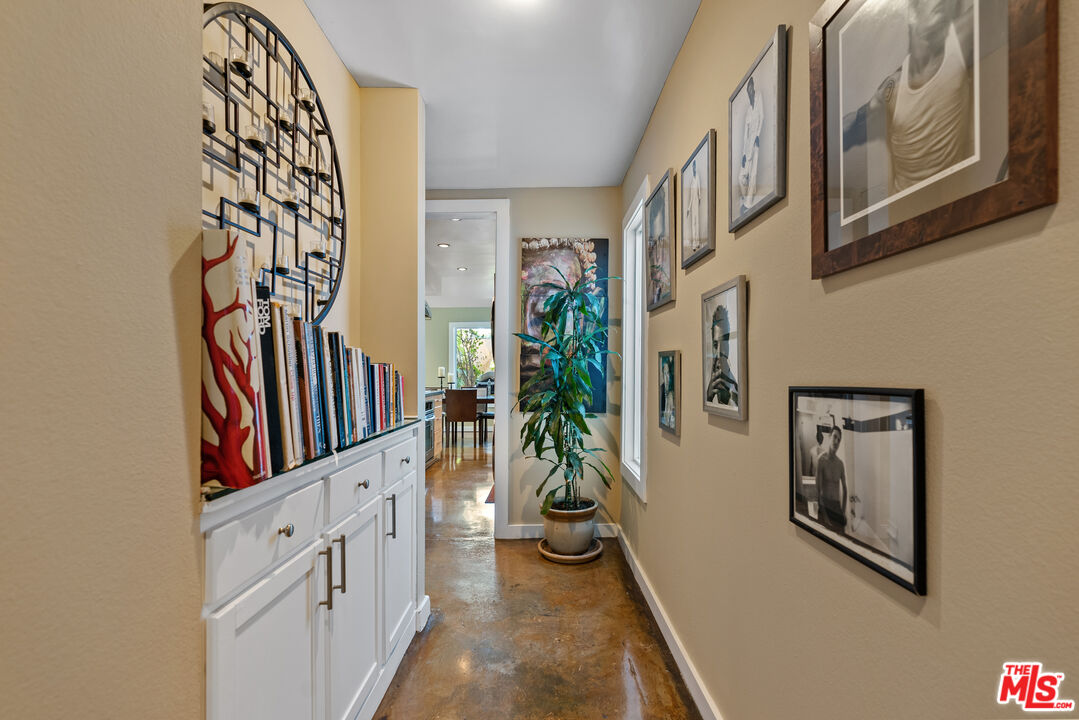 9061 Keith Ave Unit: 101
