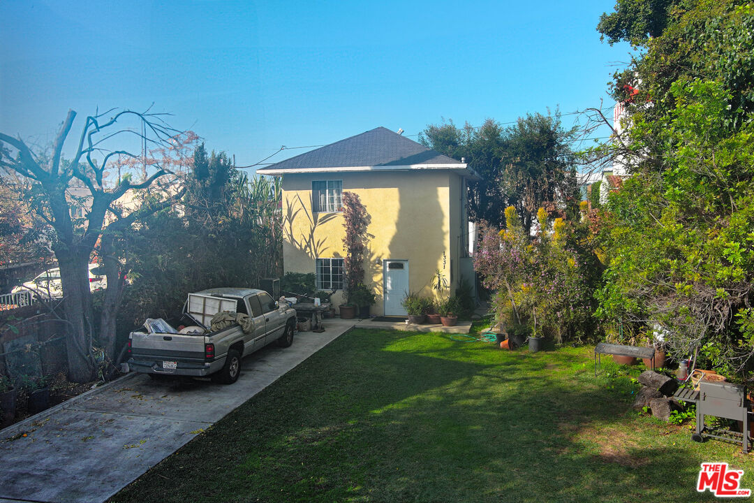 1331 12th Ave