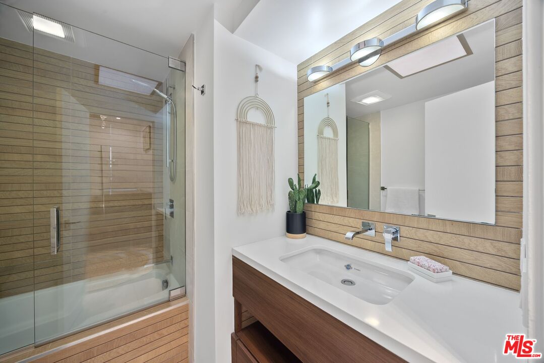 13065 Mindanao Way Unit: 3