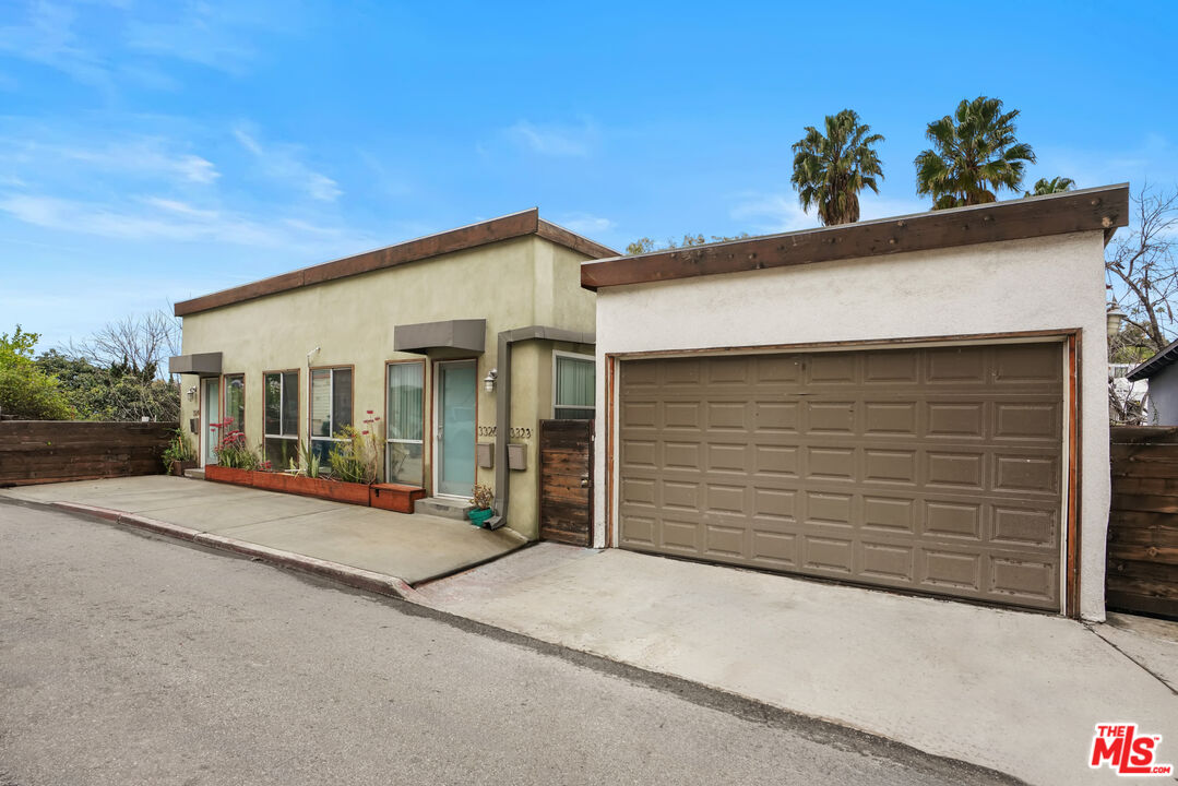 3324 Hamilton Way